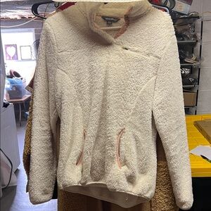 Eddie Bauer Cream Teddy Pullover Large